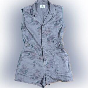 Lucky Brand jumpsuit shorts. Light purple with Roses print.